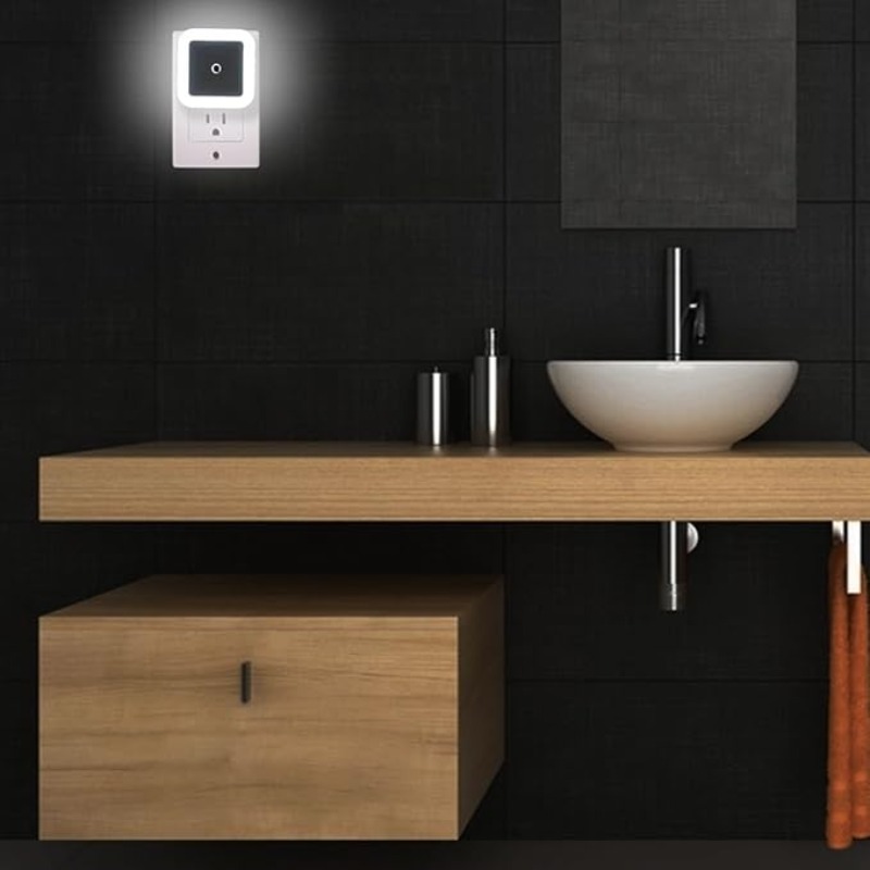 Plug in Night Light Intelligen - Tech Room Accessories avis et prix